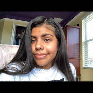 Meet your Posher, Crystal